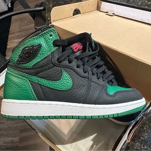 Green and black retro 1s
